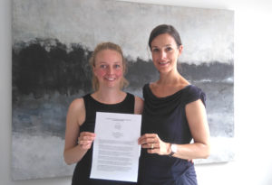 Foto von Elna Lindgens und Helen Zellweger, copyright Schultz & Schirm